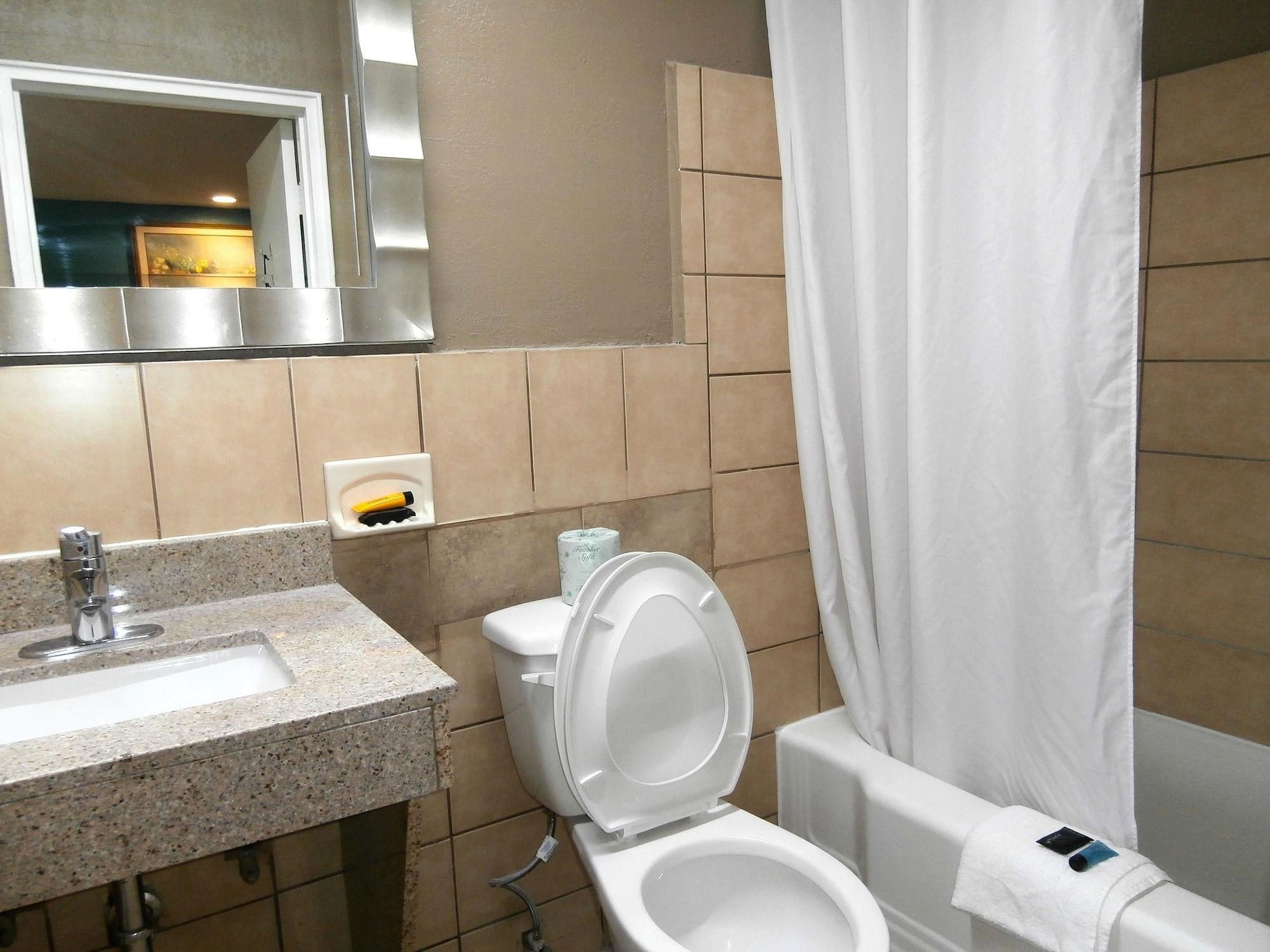 Americas Best Value Inn-Саванна Екстер'єр фото